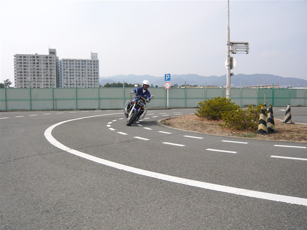 自動二輪免許 武庫川自動車学園